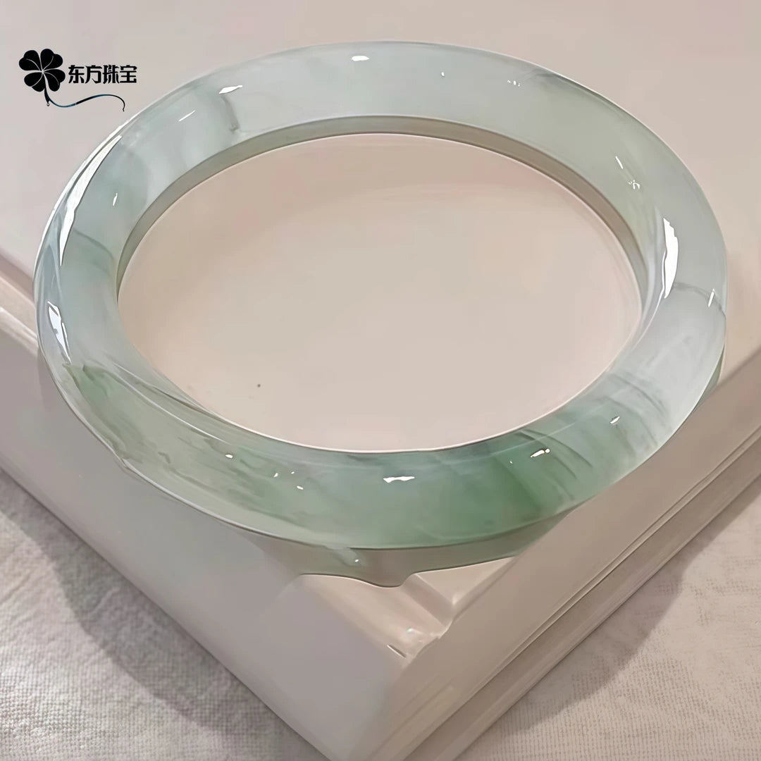 冰翠飄花玉鐲